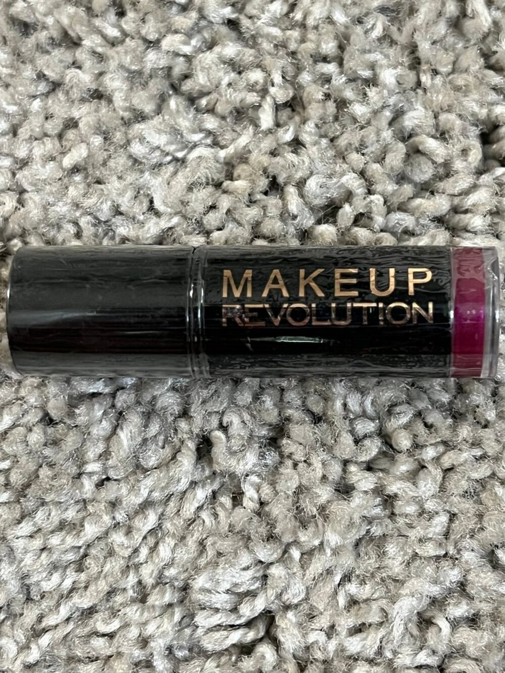 Makeup Revolution Lipstick Rebel With Cause